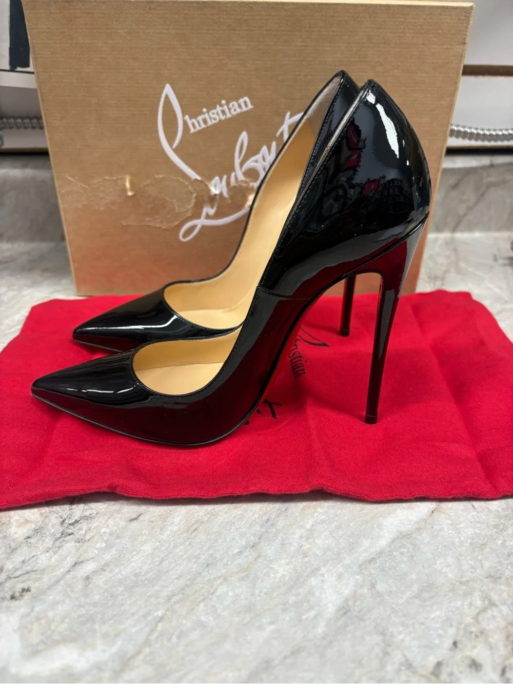 Christian Louboutin So Kate 120 Black Patent Leather Pumps Size 37